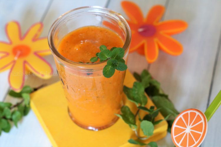 Mango Detox Smoothie - Delizie & Confidenze