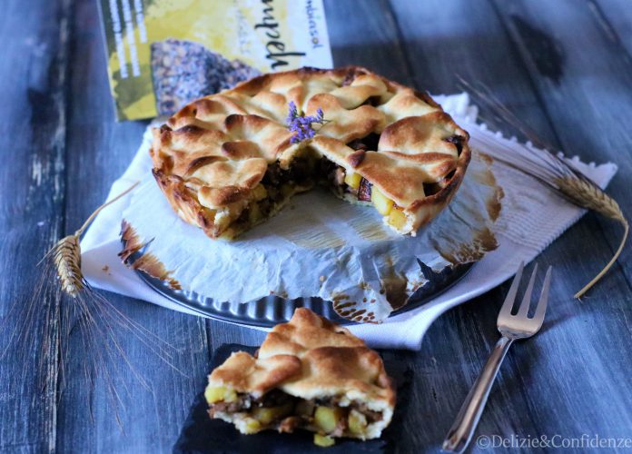 Crostata di patate, tempeh di fagioli e noci