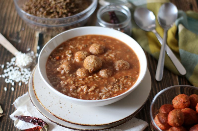 Minestra di lenticchie con polpettine al sugo